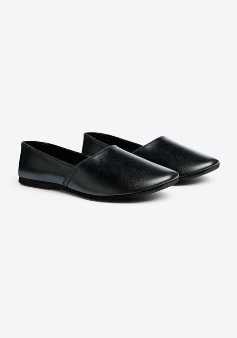 Plain black leather cut shoes for women